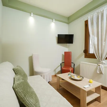 Christina's Village Kallirákhi