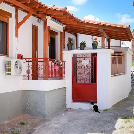 بيت للعطل Christina's Village *